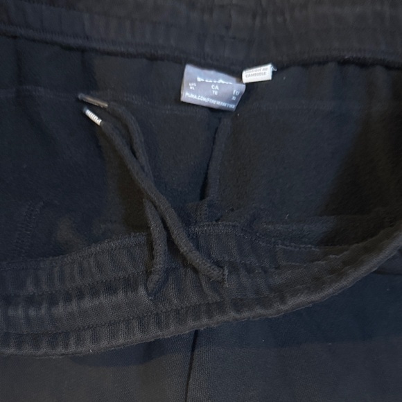 Puma men’s  Black Jogger Pants - Picture 4 of 8